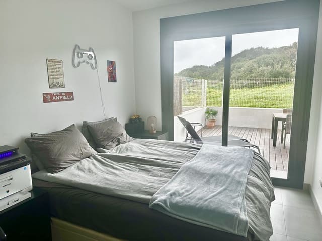 2 slaapkamer Appartement te koop in La Duquesa / Puerto de la Duquesa, Manilva met garage - € 375.000 (Ref: 9650950)