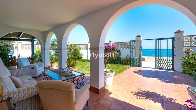 4 sovrum Villa till salu i Elviria, Marbella - 2 200 000 € (Ref: 9650952)