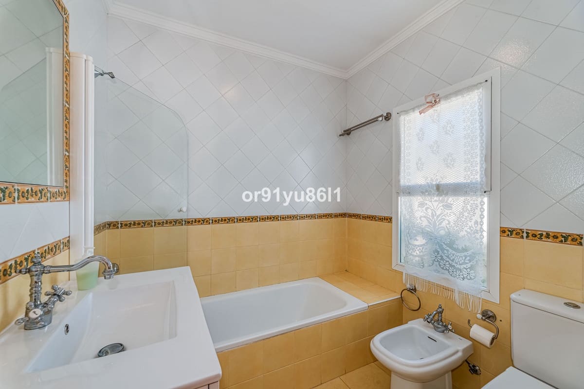 4 sovrum Villa till salu i Elviria - 2 200 000 € (Ref: 9650952)