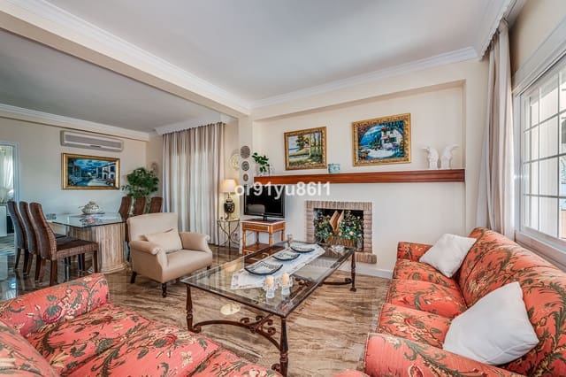 4 sovrum Villa till salu i Elviria, Marbella - 2 200 000 € (Ref: 9650952)