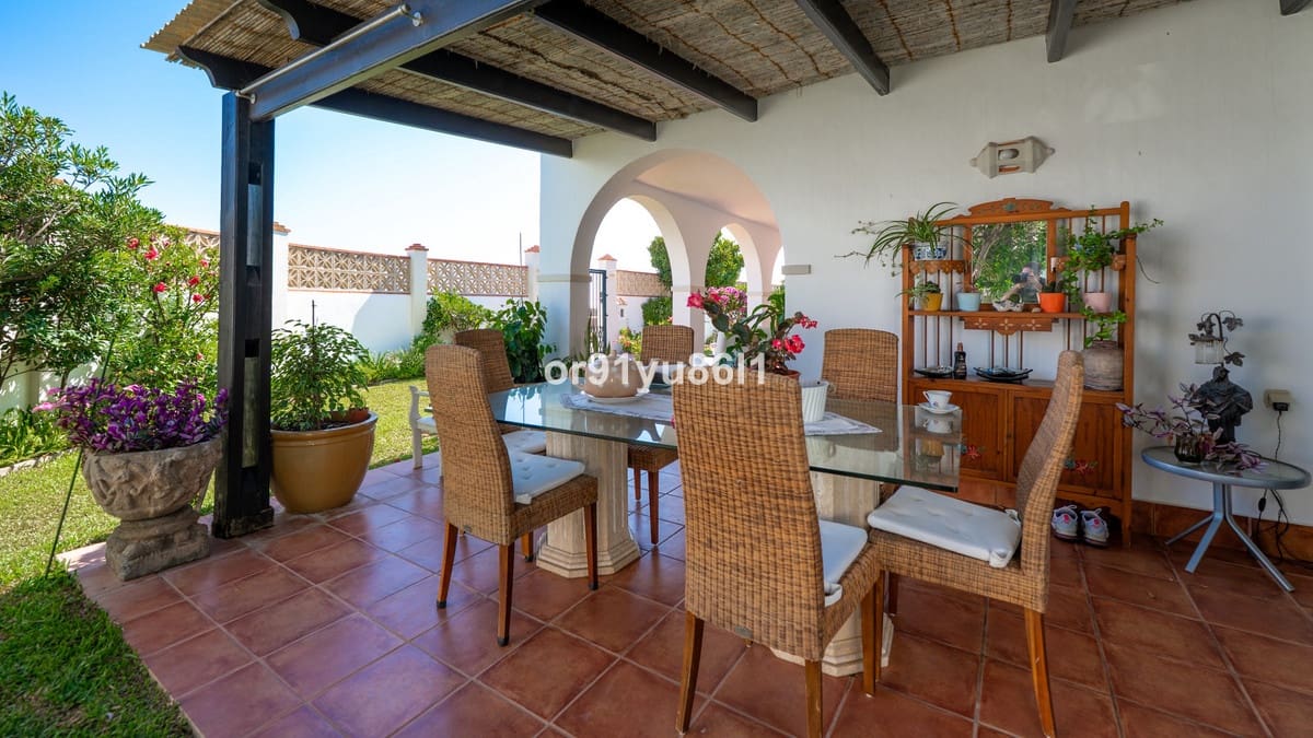 4 sovrum Villa till salu i Elviria - 2 200 000 € (Ref: 9650952)