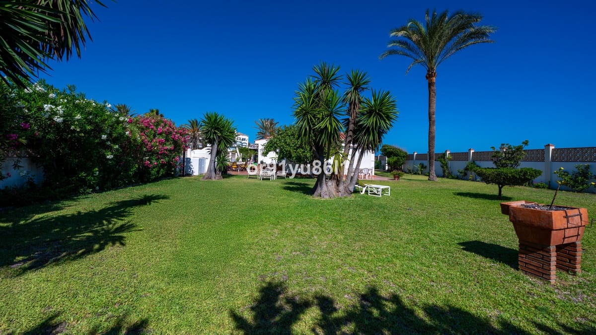 4 sovrum Villa till salu i Elviria - 2 200 000 € (Ref: 9650952)