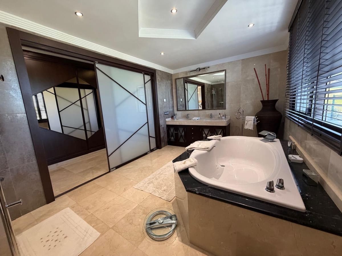 4 quarto Moradia para venda em La Cala Golf - 1 999 500 € (Ref: 9650954)