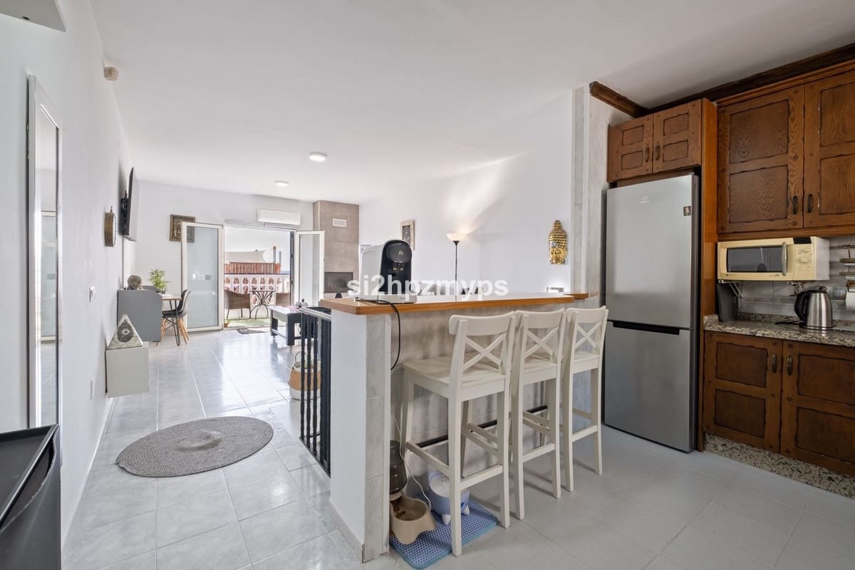 3 sovrum Hus till salu i Nerja med garage - 340 000 € (Ref: 9654457)