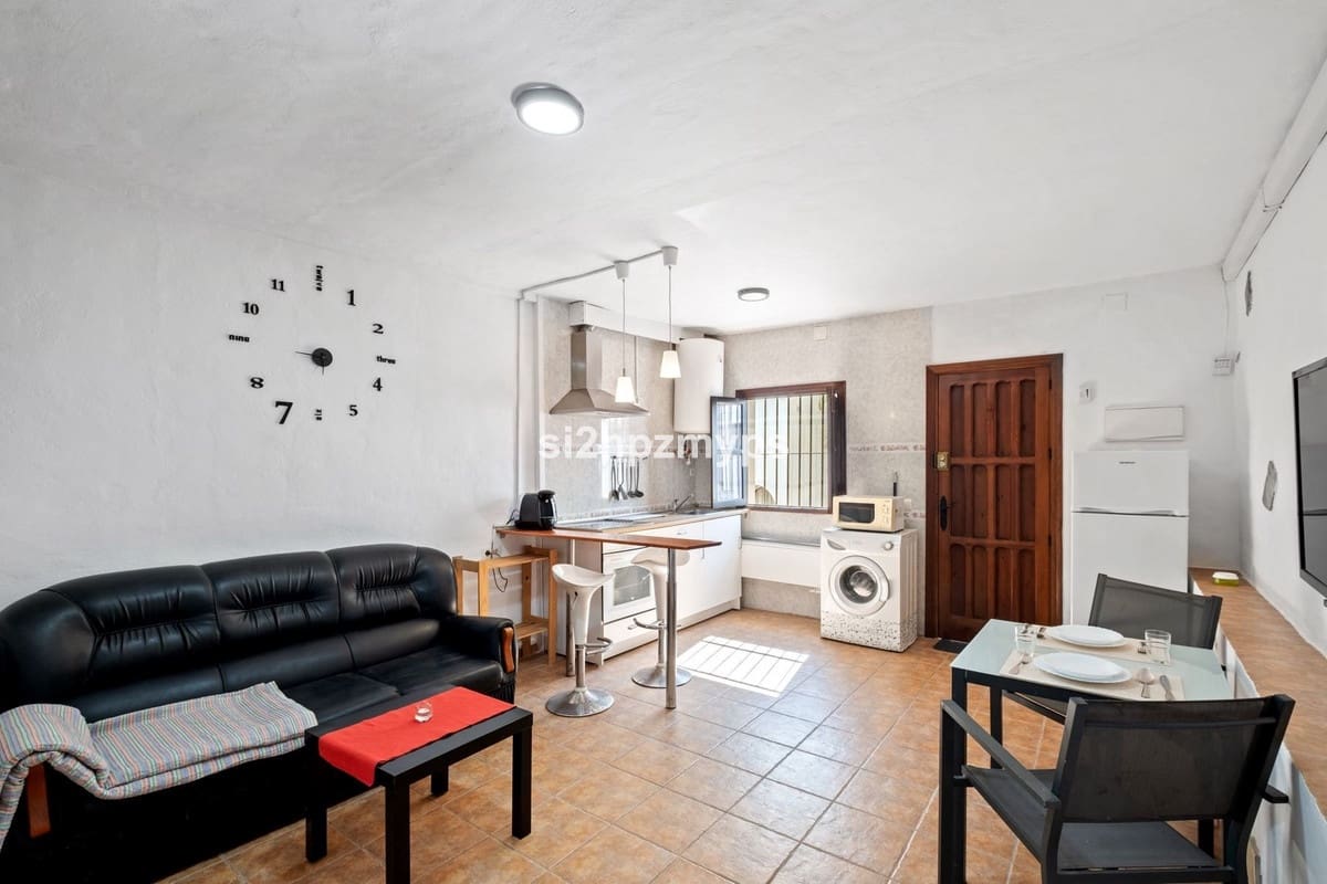 3 sovrum Hus till salu i Nerja med garage - 340 000 € (Ref: 9654457)