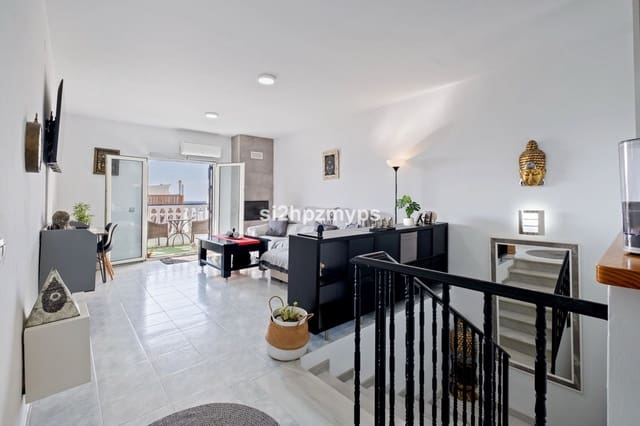 3 slaapkamer Huis te koop in Capistrano, Nerja met garage - € 340.000 (Ref: 9654457)