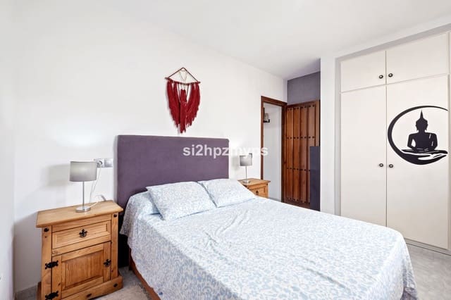 3 slaapkamer Huis te koop in Capistrano, Nerja met garage - € 340.000 (Ref: 9654457)