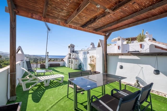 3 slaapkamer Huis te koop in Capistrano, Nerja met garage - € 340.000 (Ref: 9654457)