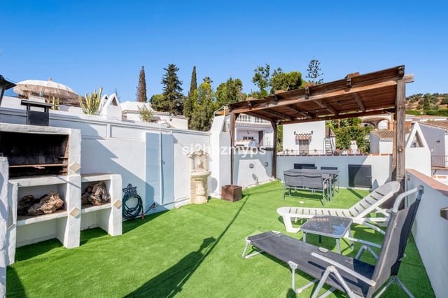 3 slaapkamer Huis te koop in Capistrano, Nerja met garage - € 340.000 (Ref: 9654457)