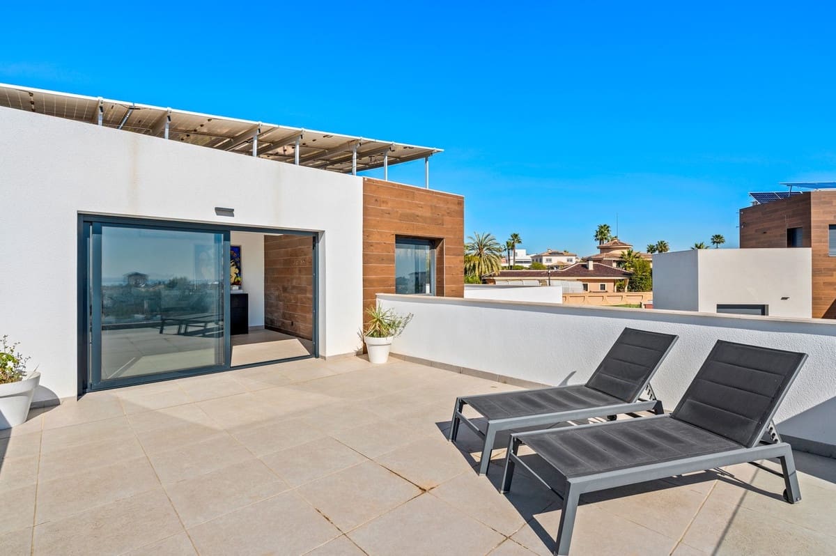 4 Zimmer Villa zu verkaufen in Rojales - 699.000 € (Ref: 9654460)