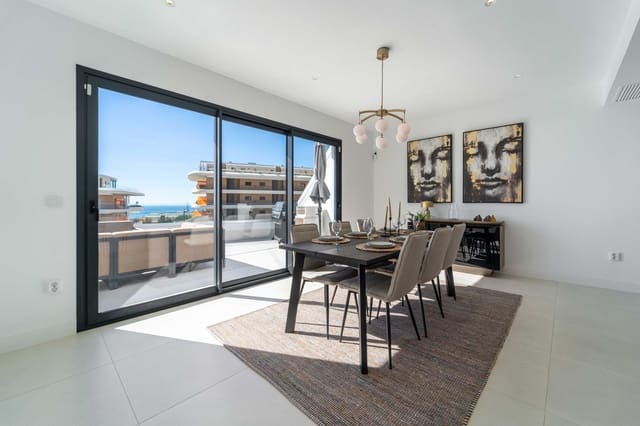 3 soverom Penthouse til salgs i Castillo Sohail, Fuengirola med garasje - € 1 299 000 (Ref: 9654462)