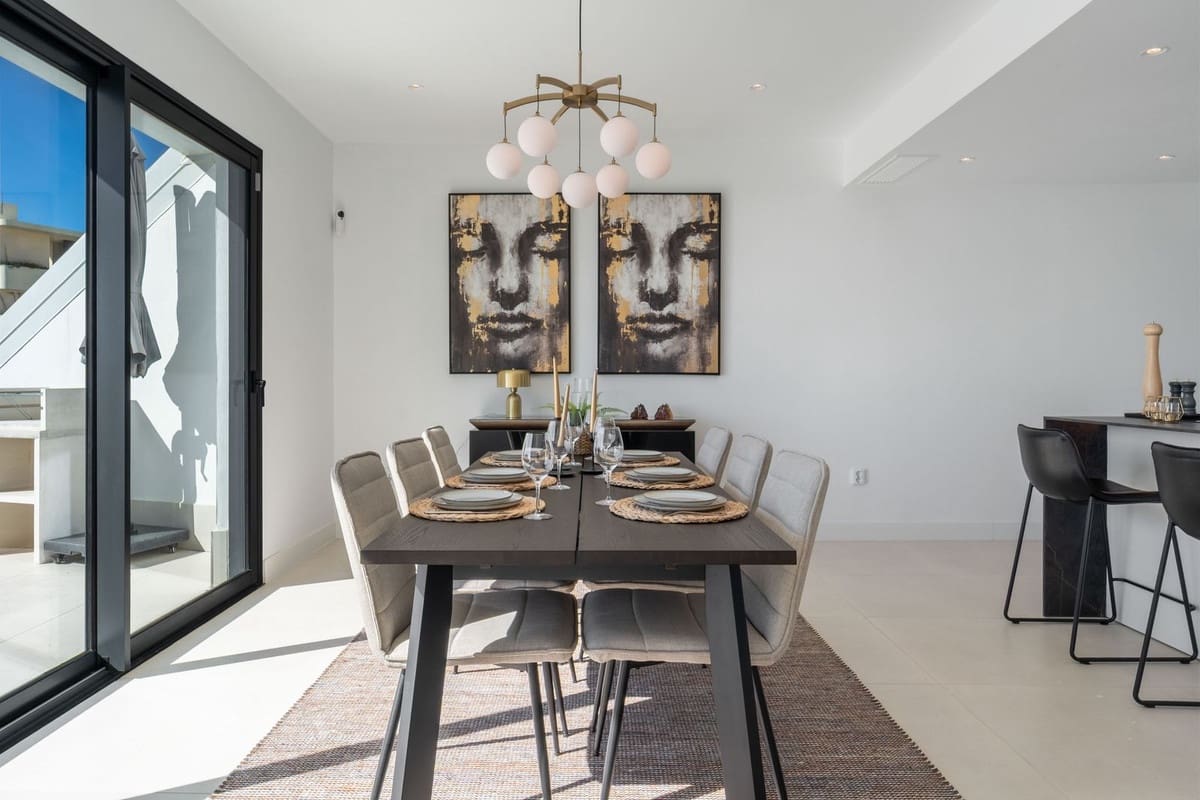 3 soverom Penthouse til salgs i Fuengirola med garasje - € 1 299 000 (Ref: 9654462)