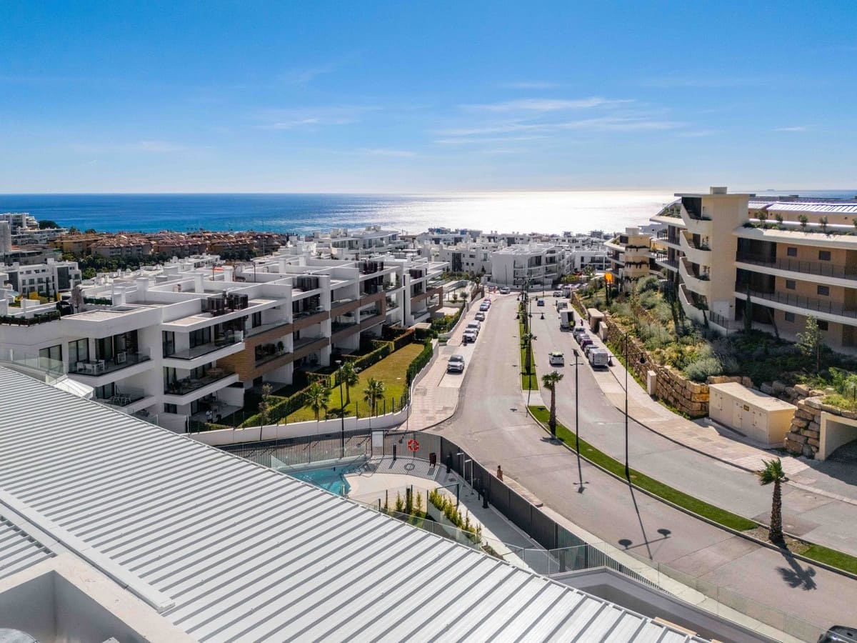 3 soverom Penthouse til salgs i Fuengirola med garasje - € 1 299 000 (Ref: 9654462)