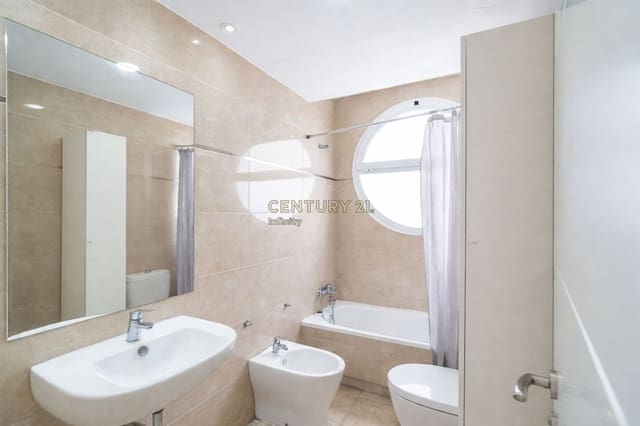 2 chambre Appartement à vendre à Castillo Sohail, Fuengirola avec garage - 290 000 € (Ref: 9654463)