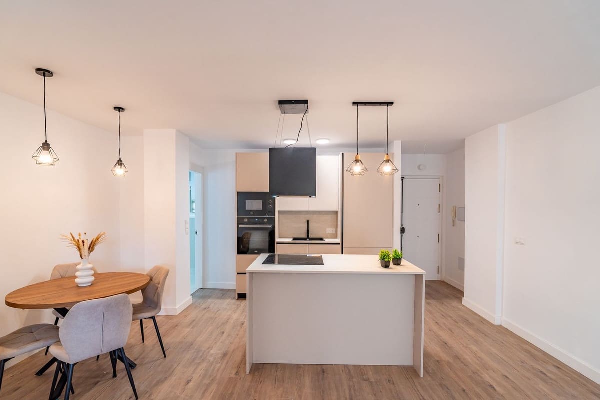 Apartamento de 3 habitaciones en Fuengirola en venta - 369.900 € (Ref: 9654464)