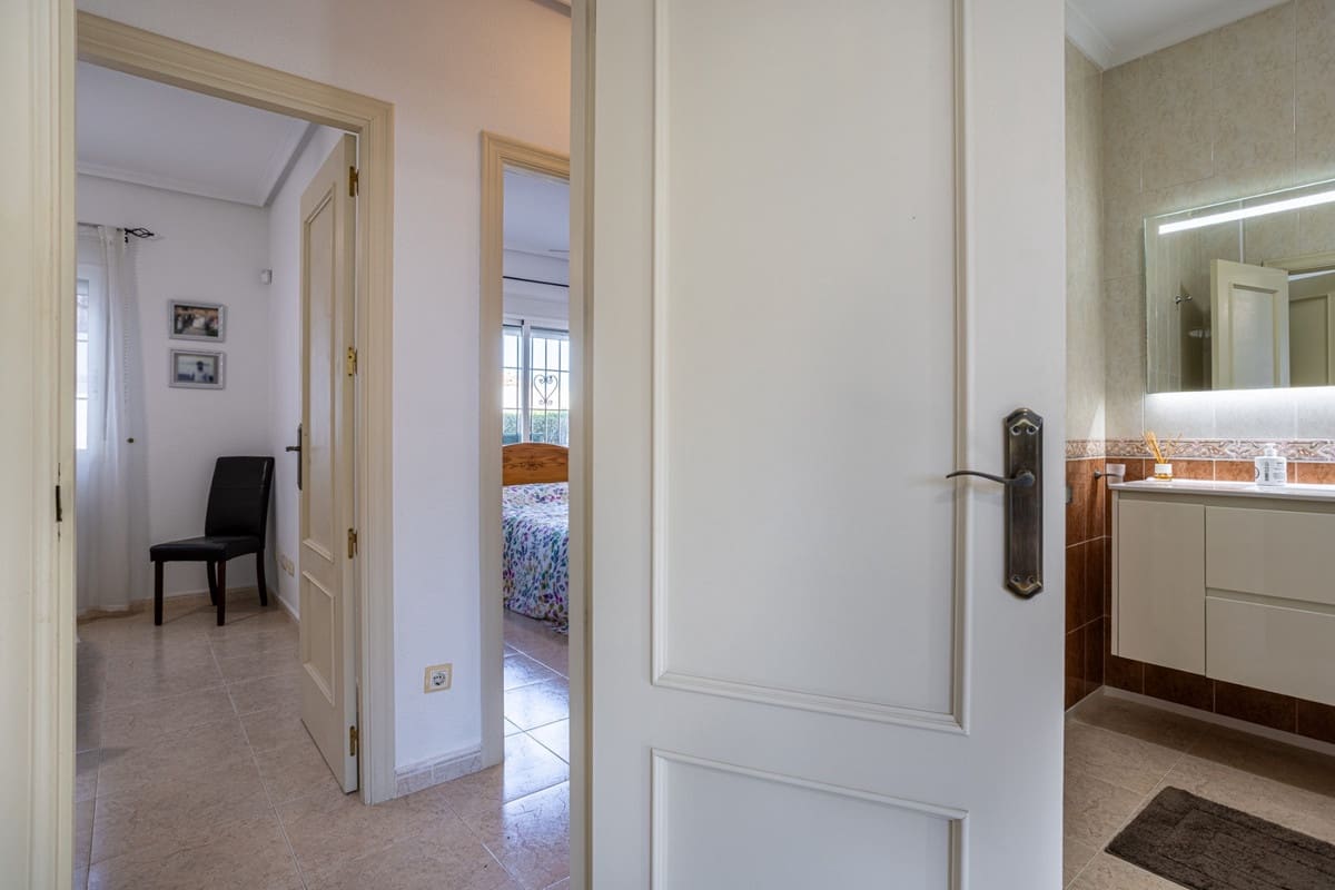 3 sypialnia Willa na sprzedaż w Bigastro - 295 000 € (Ref: 9654465)