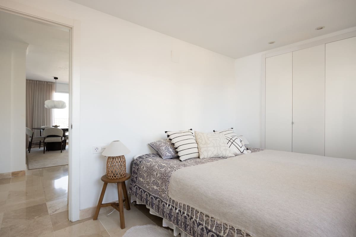 3 soverom Penthouse til salgs i El Paraiso - € 750 000 (Ref: 9654467)