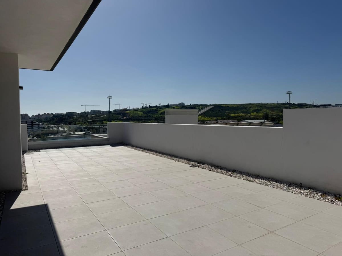 2 Zimmer Penthouse zu verkaufen in Estepona - 575.000 € (Ref: 9654468)