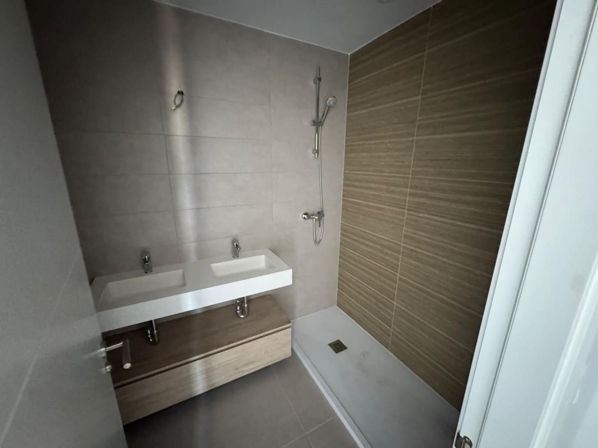 2 Zimmer Penthouse zu verkaufen in Estepona - 575.000 € (Ref: 9654468)