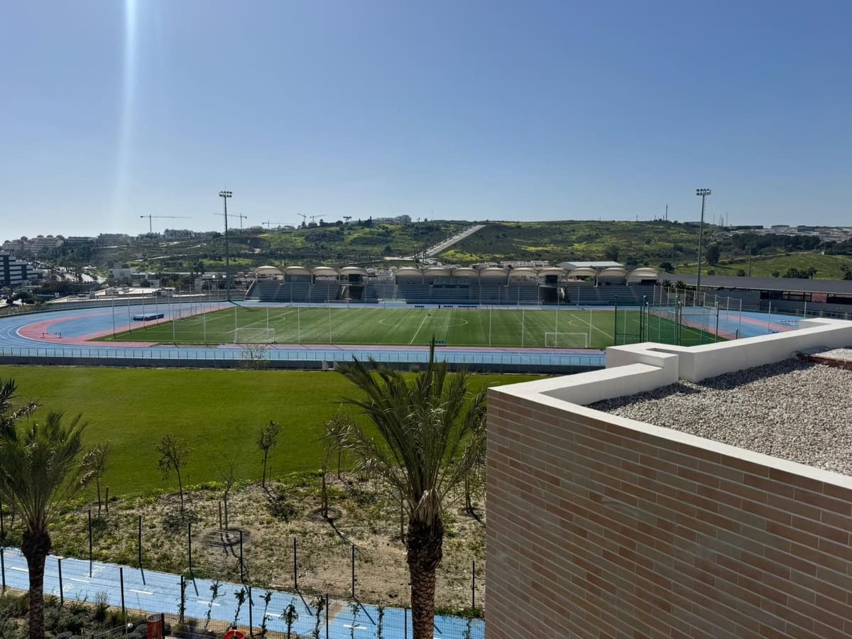 2 Zimmer Penthouse zu verkaufen in Estepona - 575.000 € (Ref: 9654468)