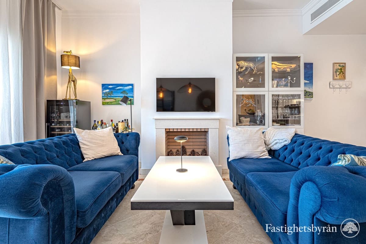 3 sypialnia Apartament na sprzedaż w Benahavis z garażem - 549 000 € (Ref: 9658108)