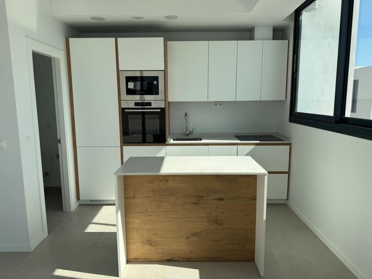 2 soverom Penthouse til salgs i Estepona - € 510 000 (Ref: 9658114)