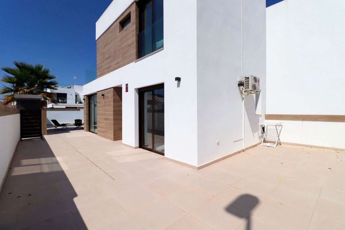 3 slaapkamer Villa te koop in Benijofar - € 440.000 (Ref: 9660724)