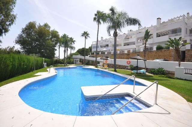 2 soveværelse Lejlighed til salg i Manilva Pueblo, Manilva med garage - € 240.000 (Ref: 9660725)