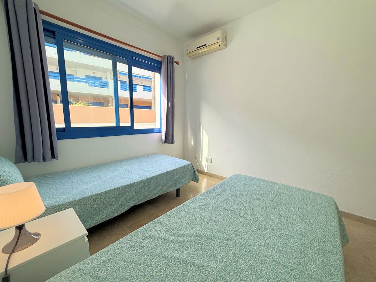 2 soveværelse Lejlighed til salg i Manilva med garage - € 240.000 (Ref: 9660725)