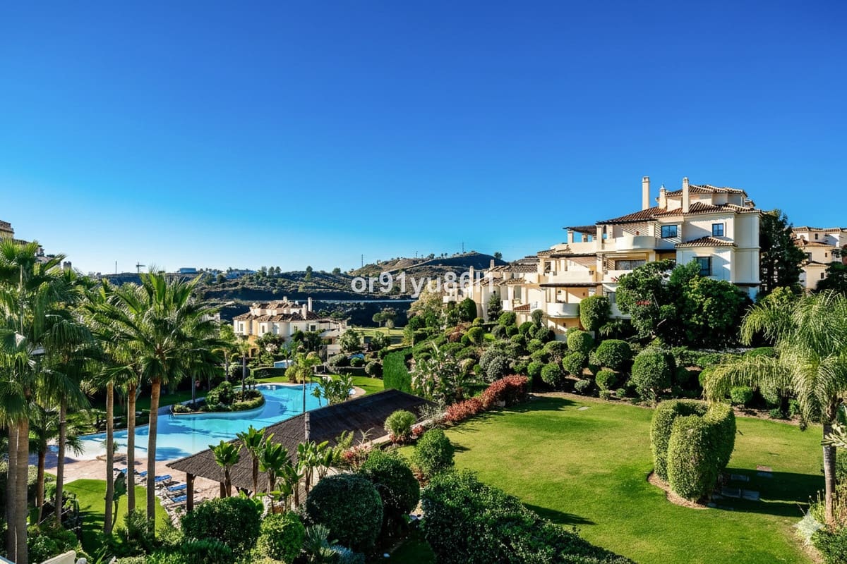 2 makuuhuone Huoneisto myytävänä paikassa Los Arqueros - 625 000 € (Ref: 9660732)