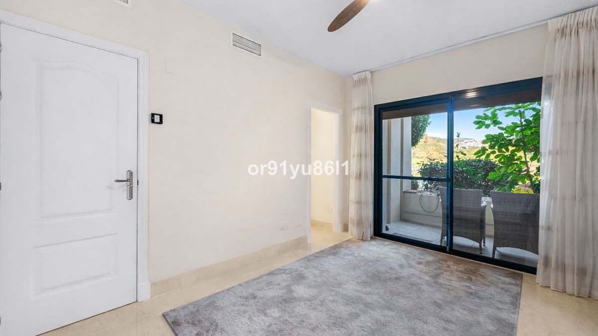 2 makuuhuone Huoneisto myytävänä paikassa Los Arqueros - 625 000 € (Ref: 9660732)