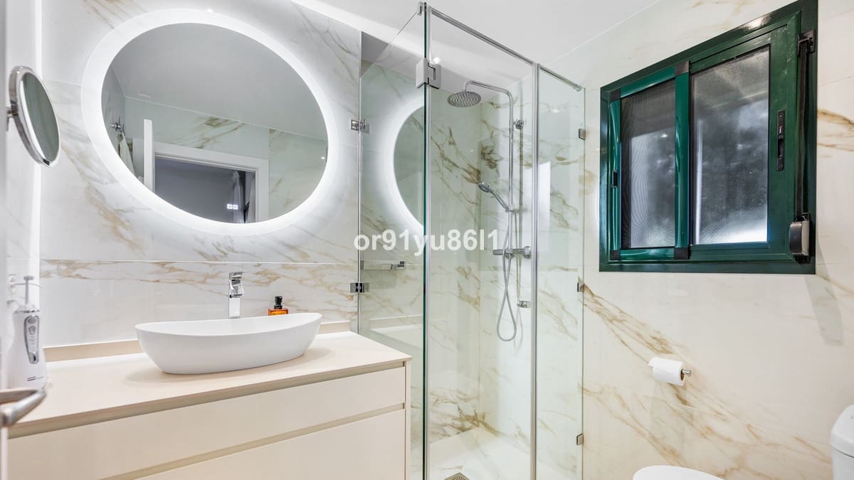 2 makuuhuone Huoneisto myytävänä paikassa Los Arqueros - 625 000 € (Ref: 9660732)