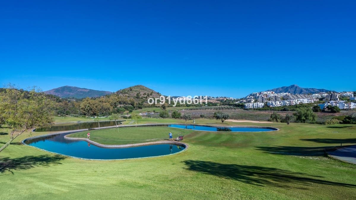 2 makuuhuone Huoneisto myytävänä paikassa Los Arqueros - 625 000 € (Ref: 9660732)