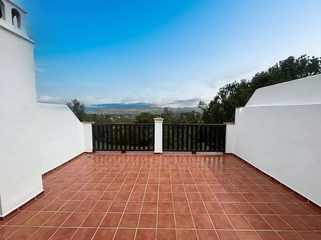 3 quarto Casa em Banda para venda em Alhaurín de la Torre - 429 900 € (Ref: 9669164)