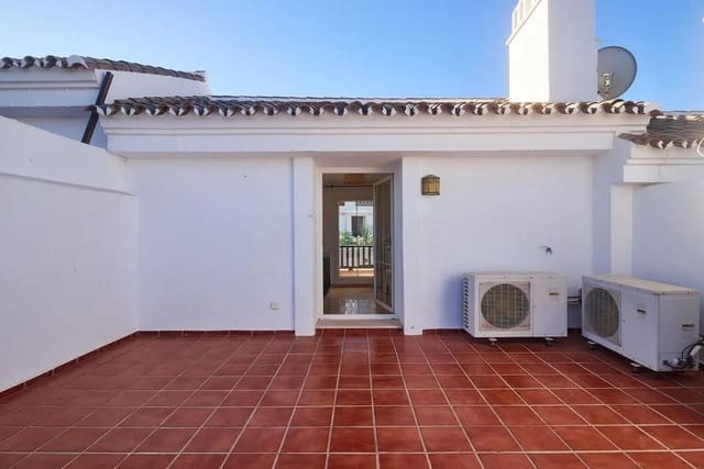 3 quarto Casa em Banda para venda em Alhaurín de la Torre - 429 900 € (Ref: 9669164)