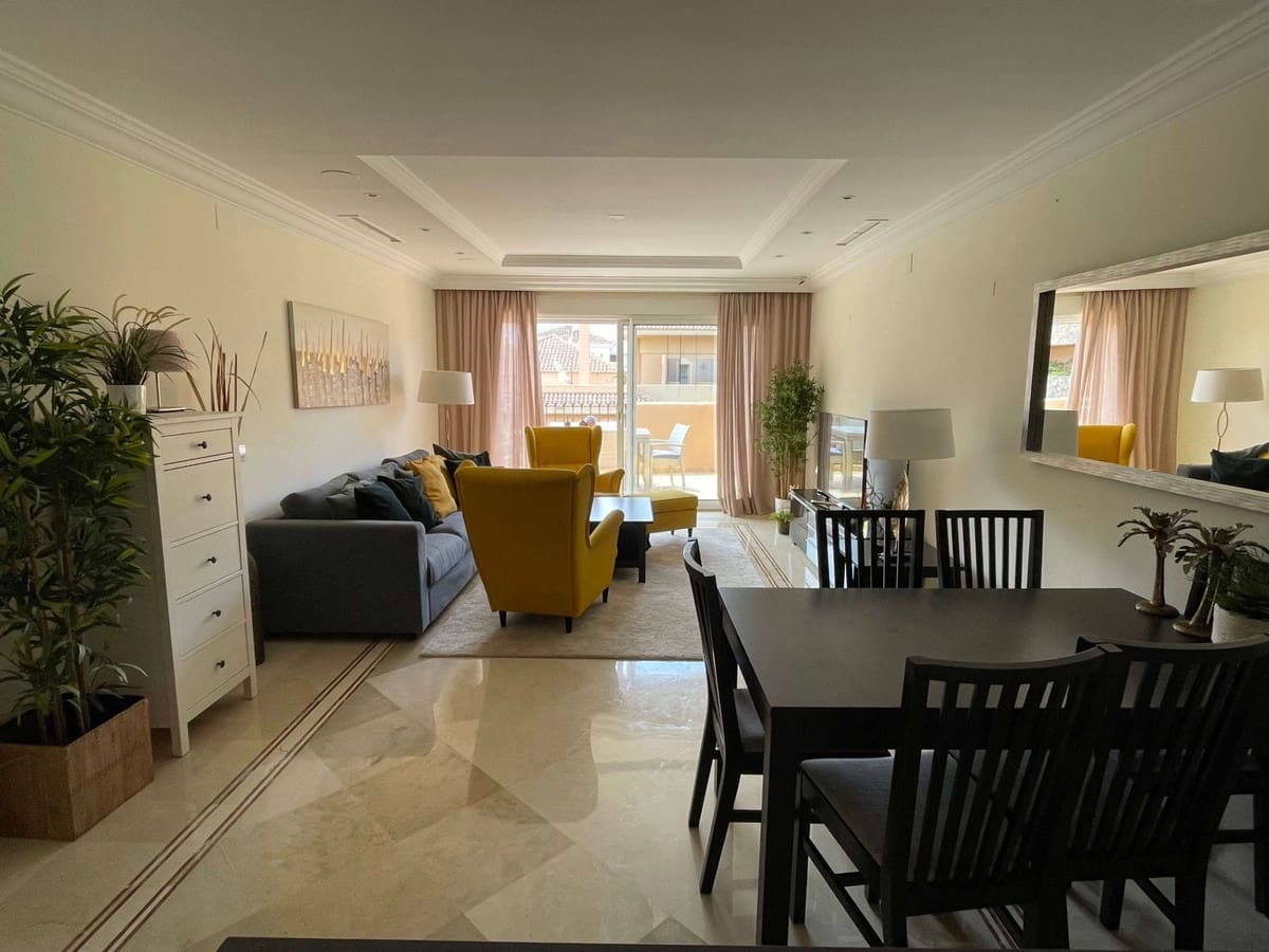 3 camera da letto Appartamento in vendita in Nueva Andalucia - 620.000 € (Rif: 9669165)