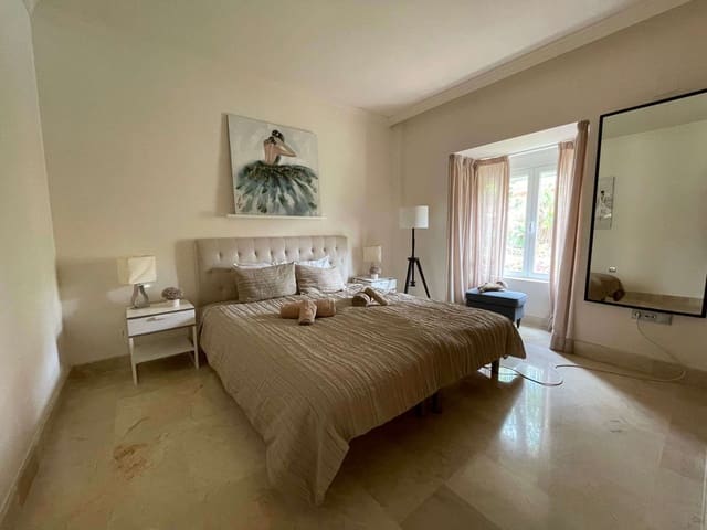 3 chambre Appartement à vendre à Puerto Banus, Marbella - 620 000 € (Ref: 9669165)
