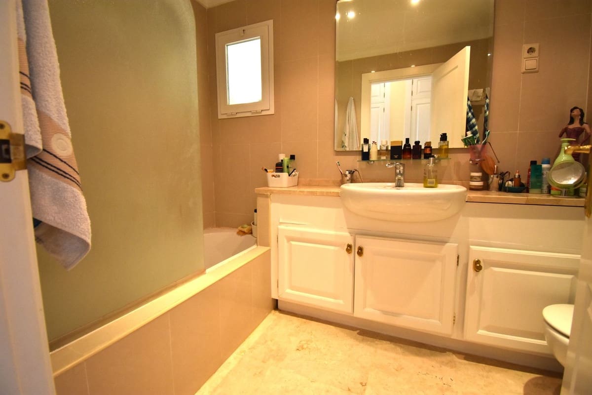 2 Zimmer Apartment zu verkaufen in La Cala Hills - 359.000 € (Ref: 9673661)