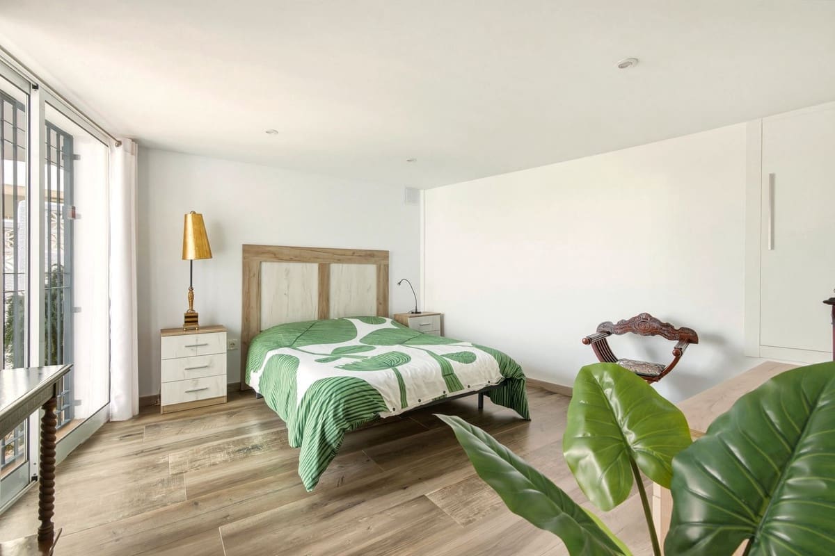 6 sypialnia Willa na sprzedaż w Mijas - 1 095 000 € (Ref: 9673662)