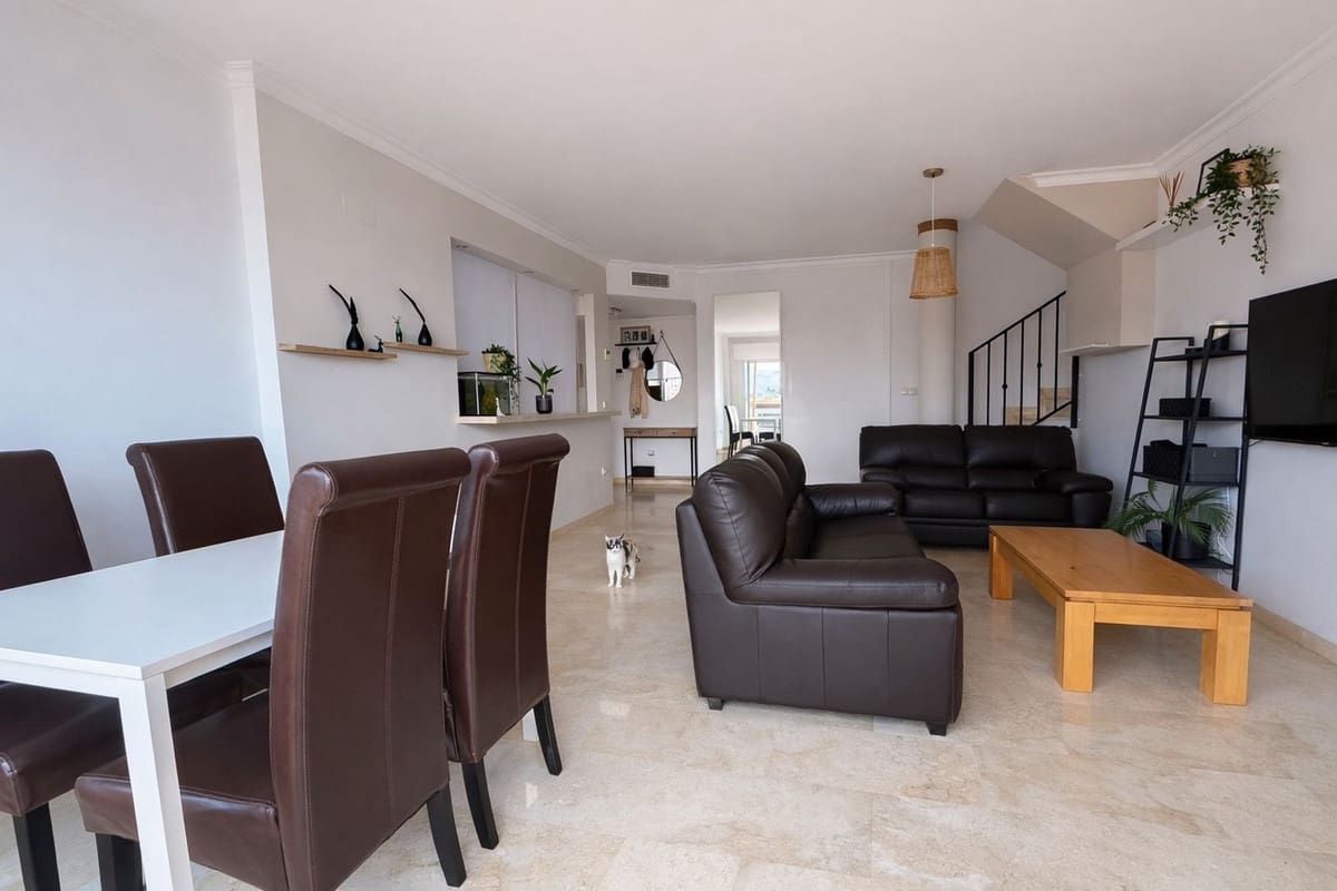 2 quarto Penthouse para venda em Elviria com garagem - 565 000 € (Ref: 9673663)