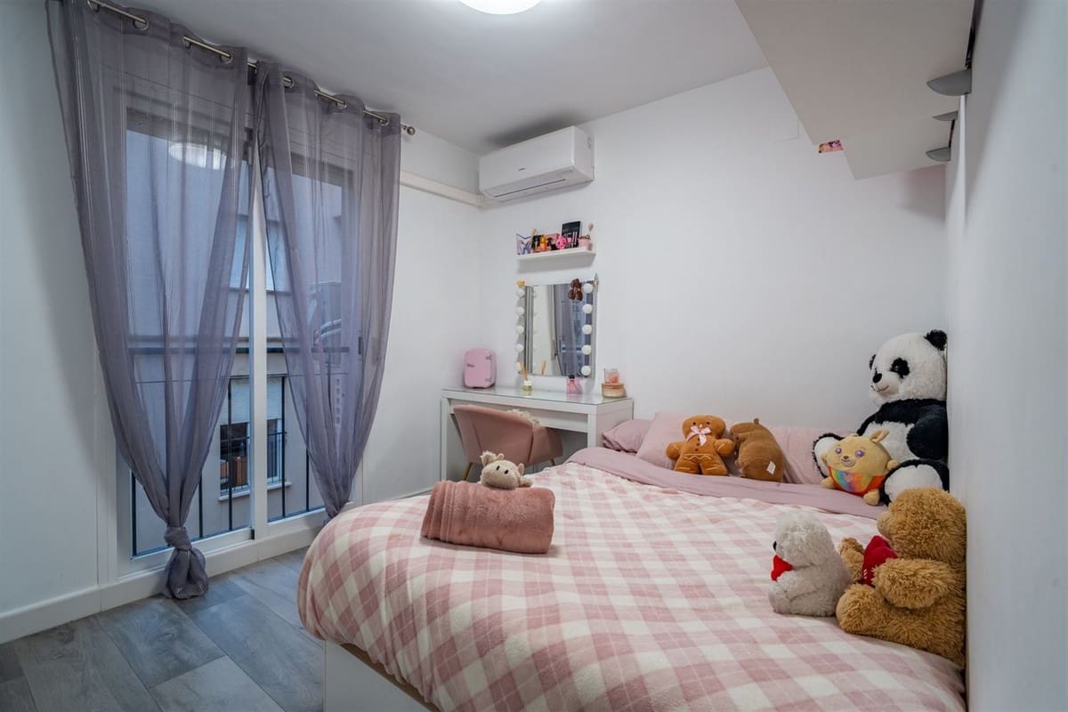 3 makuuhuone Huoneisto myytävänä paikassa Las Lagunas de Mijas mukana 
autotalli - 280 000 € (Ref: 9673666)