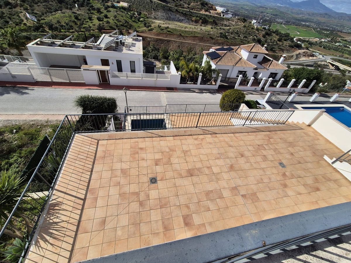 3 Zimmer Villa zu verkaufen in Coin mit Garage - 475.000 € (Ref: 9673669)