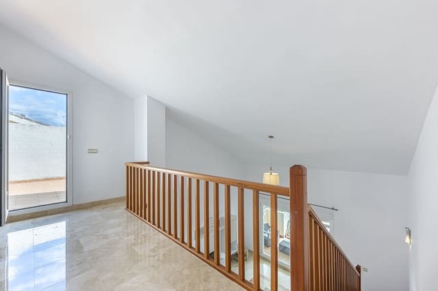 1 camera da letto Appartamento in vendita in Parque Central, Estepona con garage - 325.000 € (Rif: 9673671)