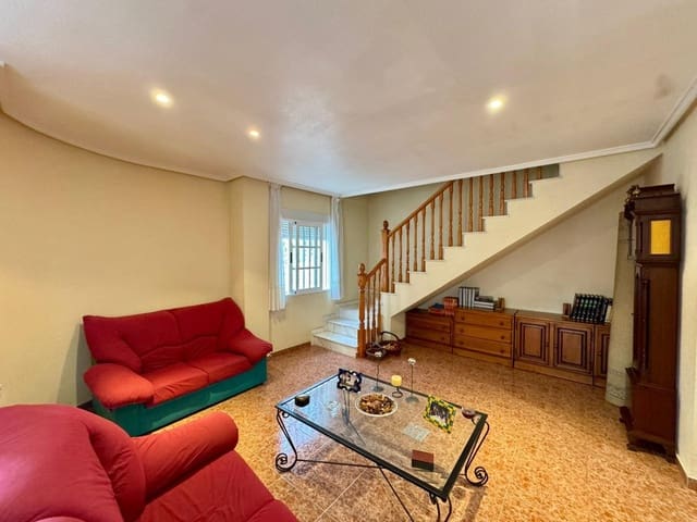 3 slaapkamer Villa te koop in Las Piscinas Naturales, Torrevieja - € 330.000 (Ref: 9676575)