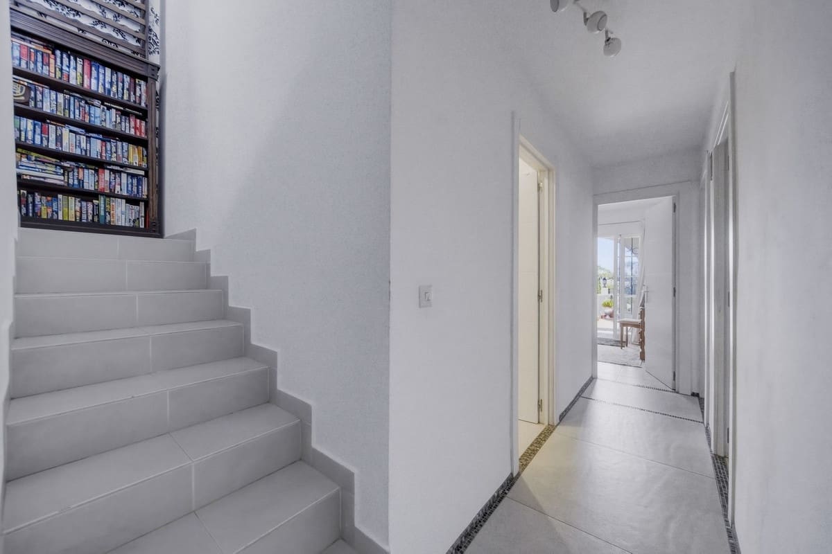 3 sypialnia Finka/Dom wiejski na sprzedaż w Benalmadena - 387 500 € (Ref: 9679337)