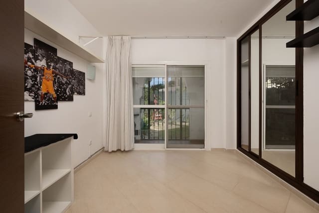 2 sypialnia Apartament na sprzedaż w Calahonda, Mijas z garażem - 340 000 € (Ref: 9679344)