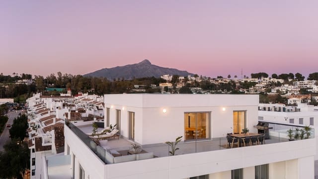 4 soveværelse Penthouse til salg i Rodeo Alto - Guadaiza - La Campana, Marbella - € 995.000 (Ref: 9679345)