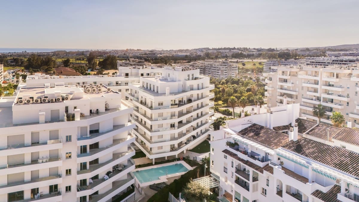 4 soveværelse Penthouse til salg i Nueva Andalucia - € 995.000 (Ref: 9679345)