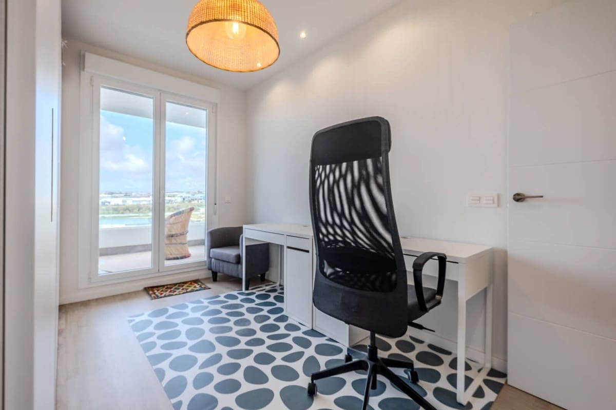 3 bedroom Apartment for sale in Nueva Andalucia with garage - € 495,000 (Ref: 9682209)