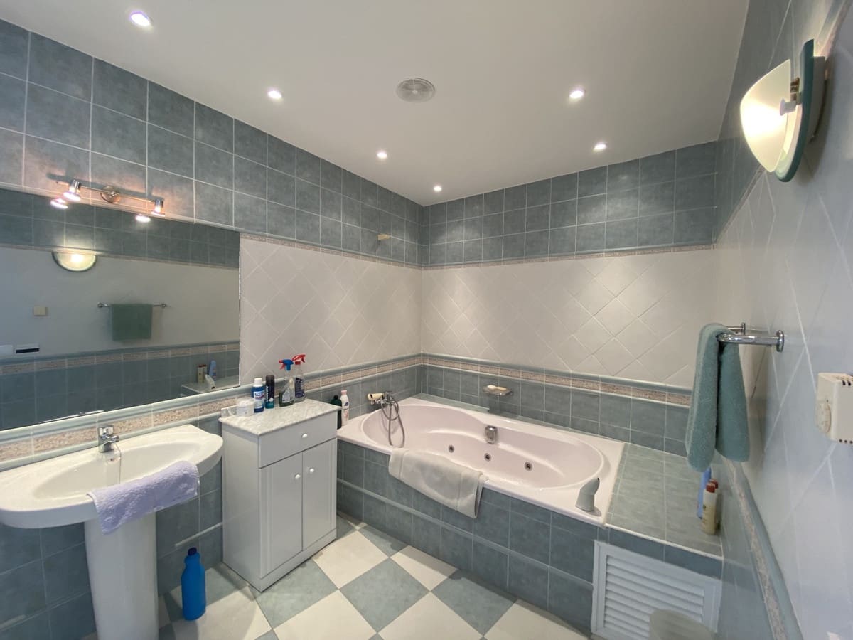 5 soverom Villa til salgs i Mijas Golf - € 1 050 000 (Ref: 9682210)